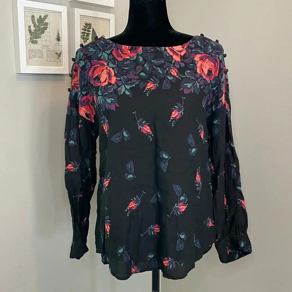Maeve by Anthropologie Floral Blouse with Button Details on Shoulders - Picture 1 of 12
